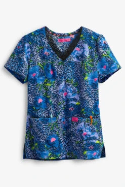 Betsey Johnson Camellia Jungle Floral Women's 2-Pocket V-Neck Print Scrub Top