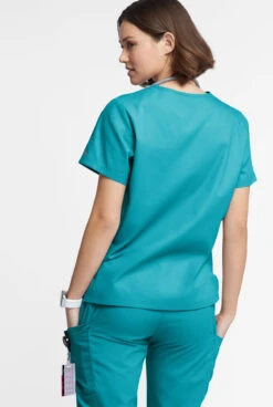 Butter-Soft Originals Women's 2-Pocket V-Neck Scrub Top -Cherokee Shop BSN1162 092523 TEAL 3