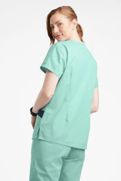 Butter-Soft Originals Women's 7-Pocket Rounded V-Neck Scrub Top -Cherokee Shop BSN1638C 092123 WAMNA 3