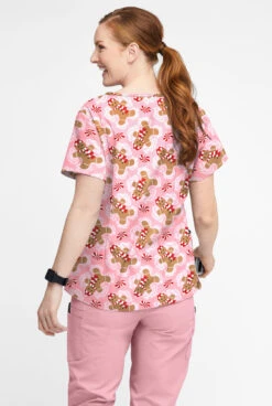 Butter-Soft Cookie Angel Blush Women’s 4-Pocket V Notch-Neck Print Scrub Top -Cherokee Shop H1531CABS 3