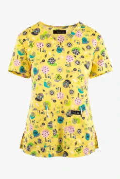 Koi Basics Sunny Snails Women's 2-Pocket STRETCH V-Neck Print Scrub Top
