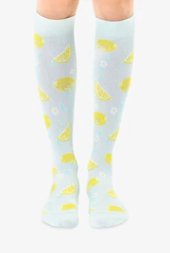 Living Royal Lemons Women's 15-20 MmHg Moderate Compression Socks